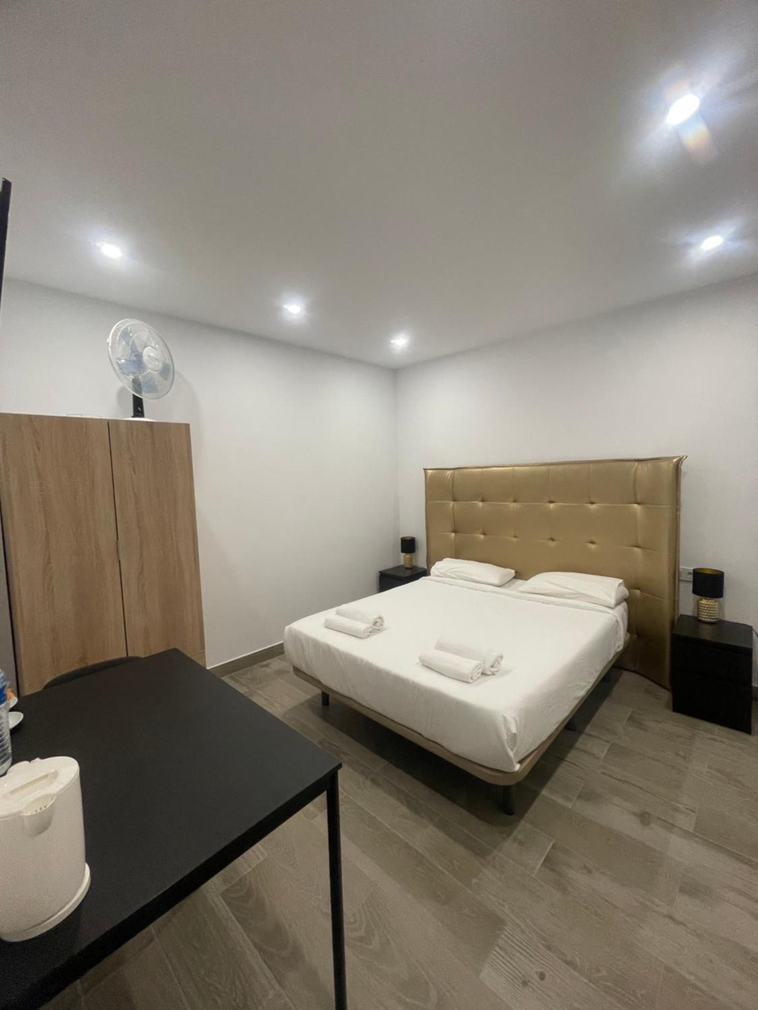 Habitacion Turistica En อีรุน ภายนอก รูปภาพ